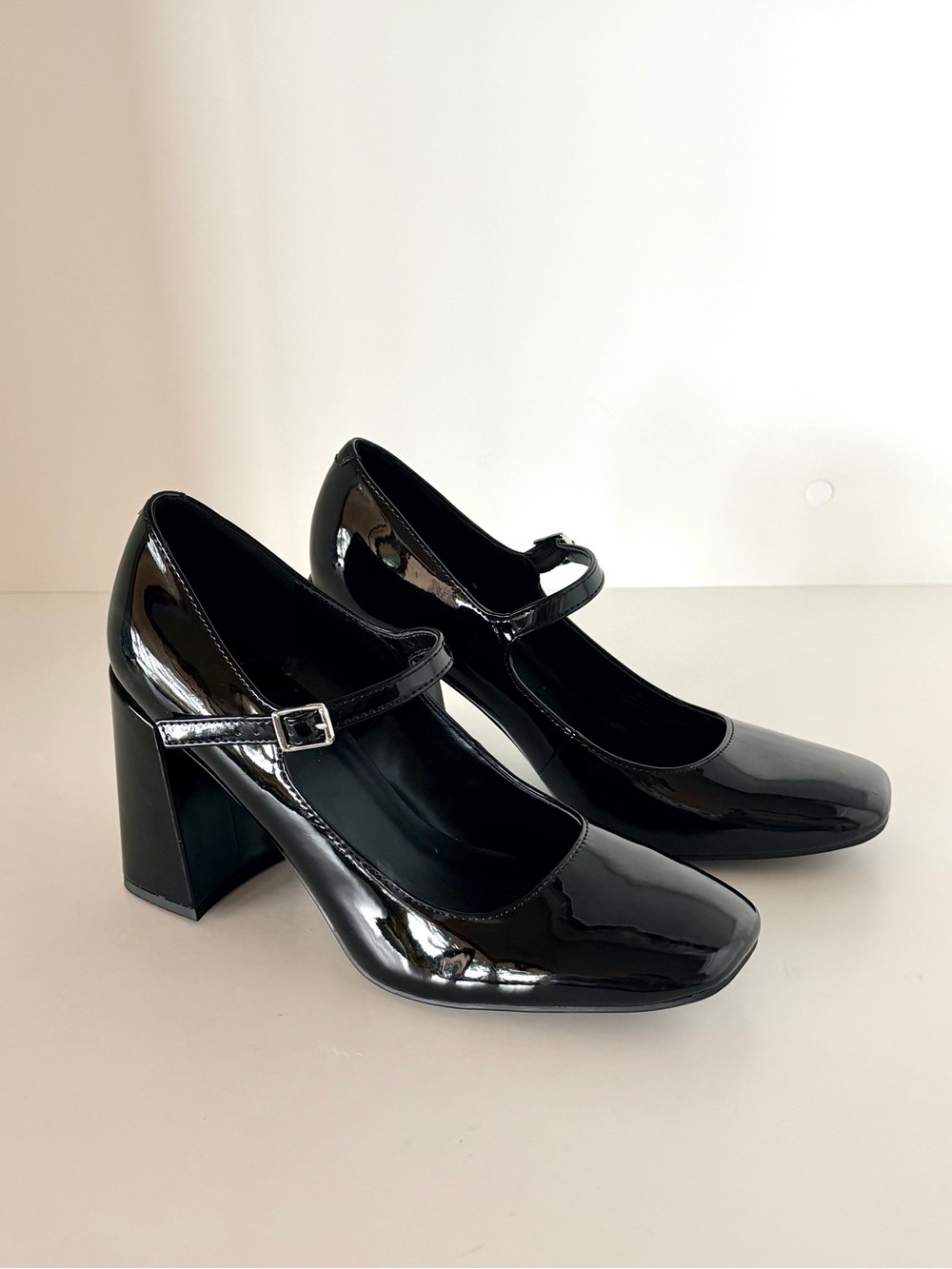 Marc Fisher Charin Black Patent Mary Jane Block Heel Pumps NWOT 8M